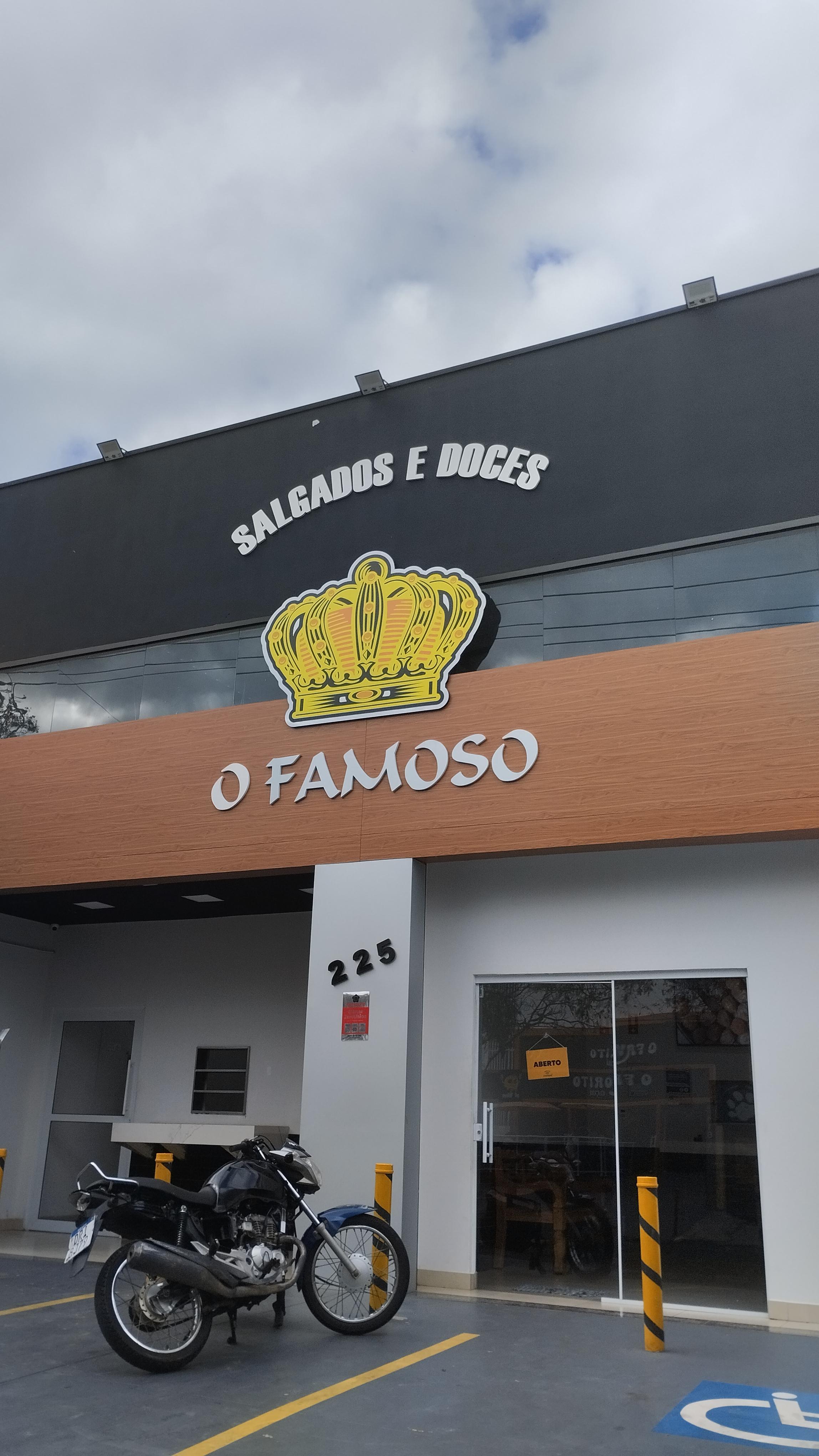 O Famoso Salgados e Doces